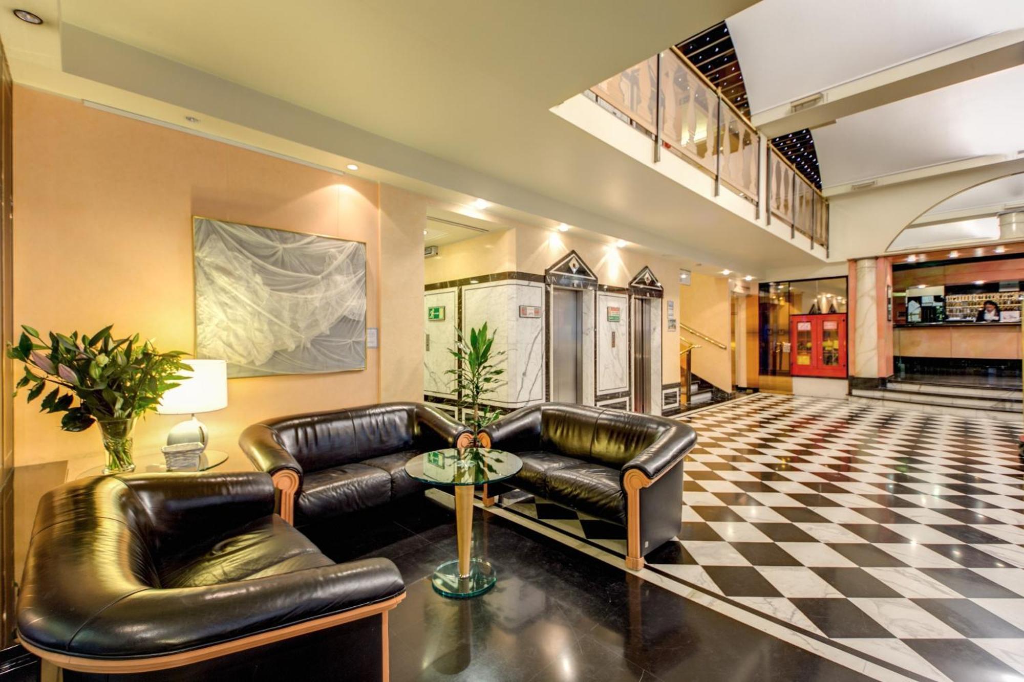 Brunelleschi Hotel — Foto 1